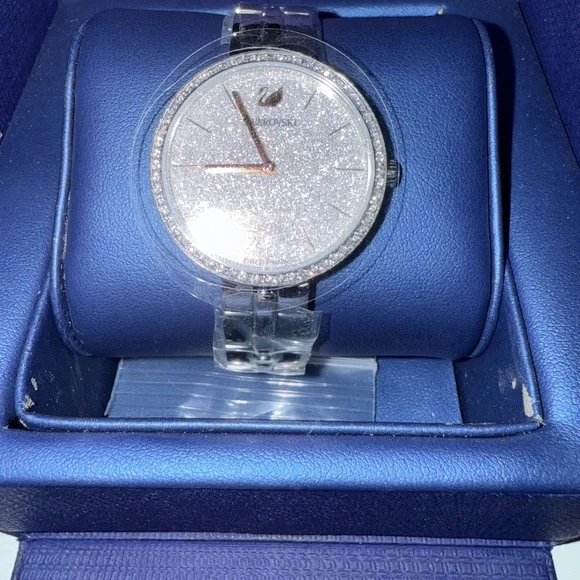 Swarovski Cosmopolitan Crystal watch - Picture 9 of 10